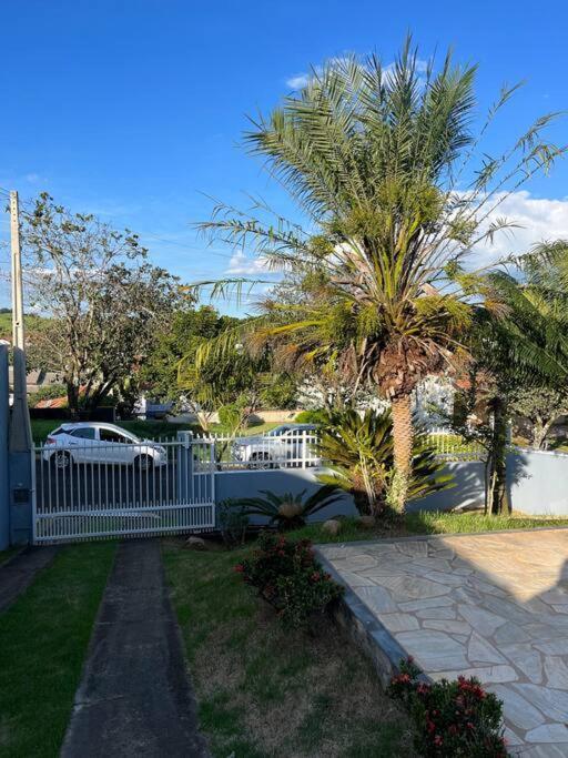 Casa Com Piscina Em Condominio Fechado Aguas de Lindoia Exterior photo